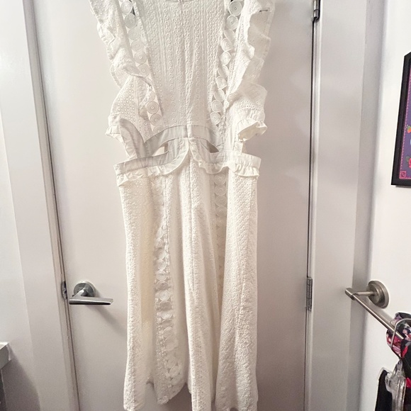 Dress - Picture 4 of 10